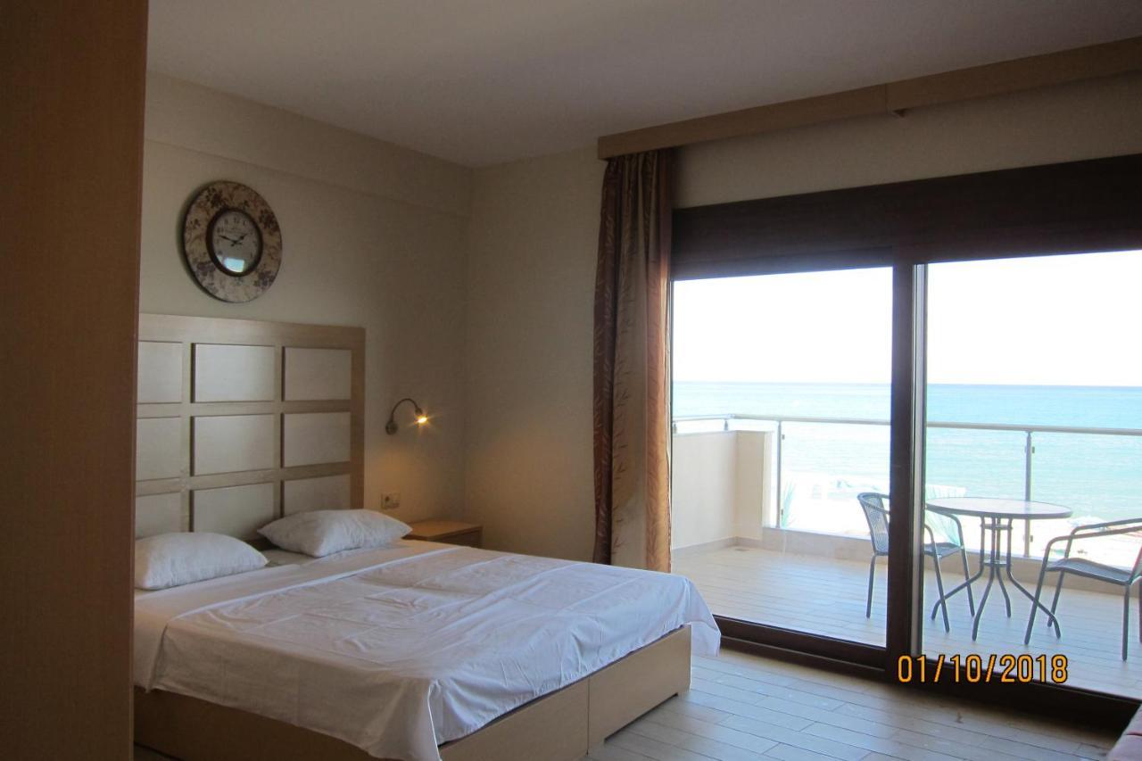 Apartments By The Sea เลปโตการายา ภายนอก รูปภาพ